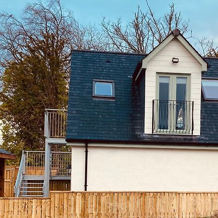 'Wardlaw View' Luxury Studio Apartment With Stunning View Kirkhill Bagian luar foto